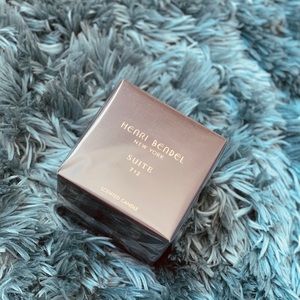 Henri Bendel Original Scented Candle 🌻